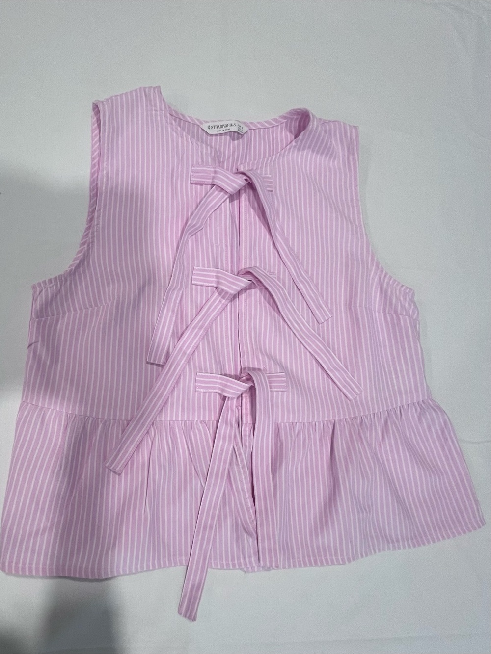 stradivarius Pink and White Striped Shirti